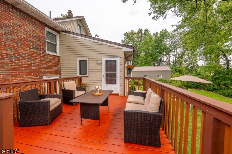 12 Carpenter Pl