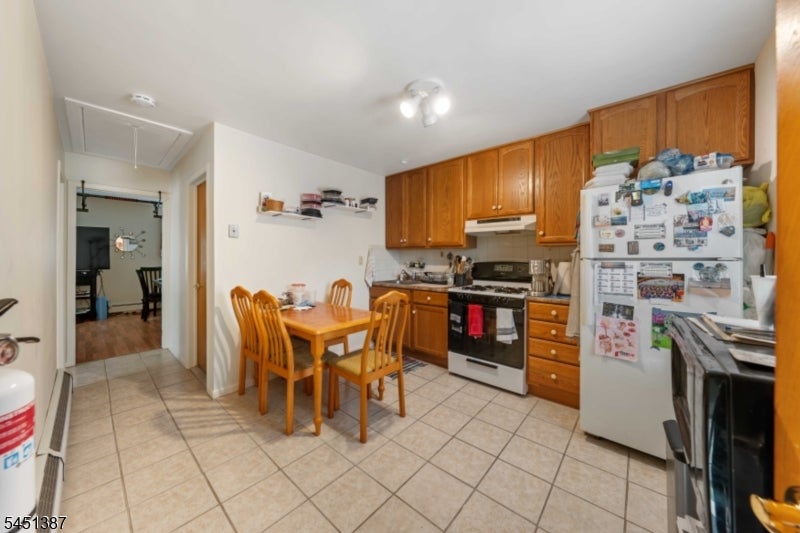 12 Carpenter Pl