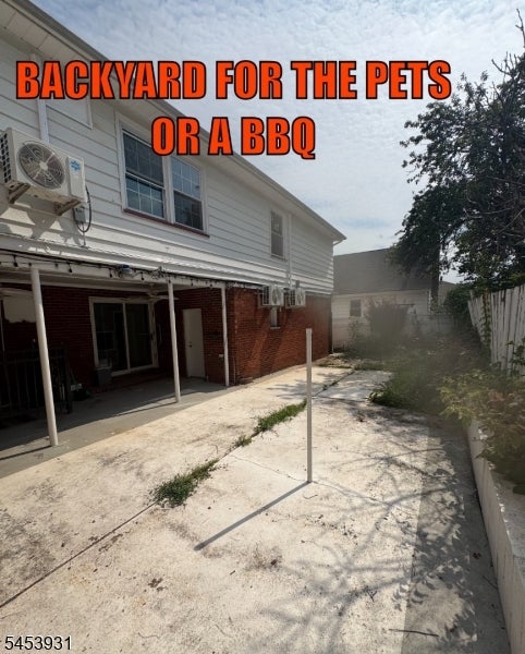 505 Saint Marks St 1