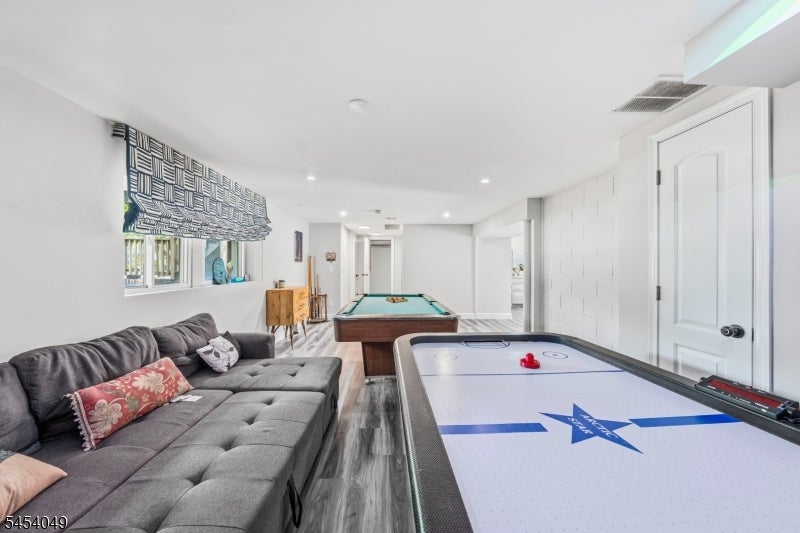 130 Mello Ln