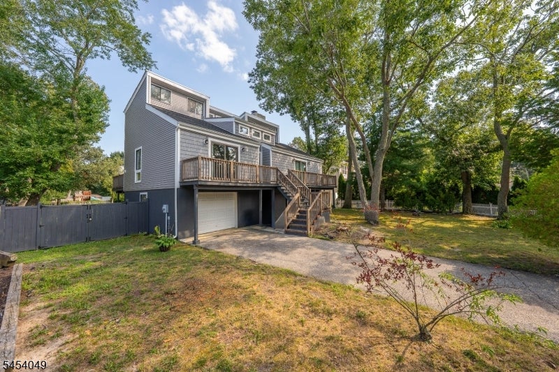 130 Mello Ln