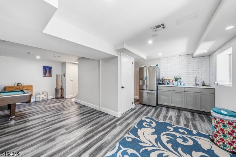 130 Mello Ln