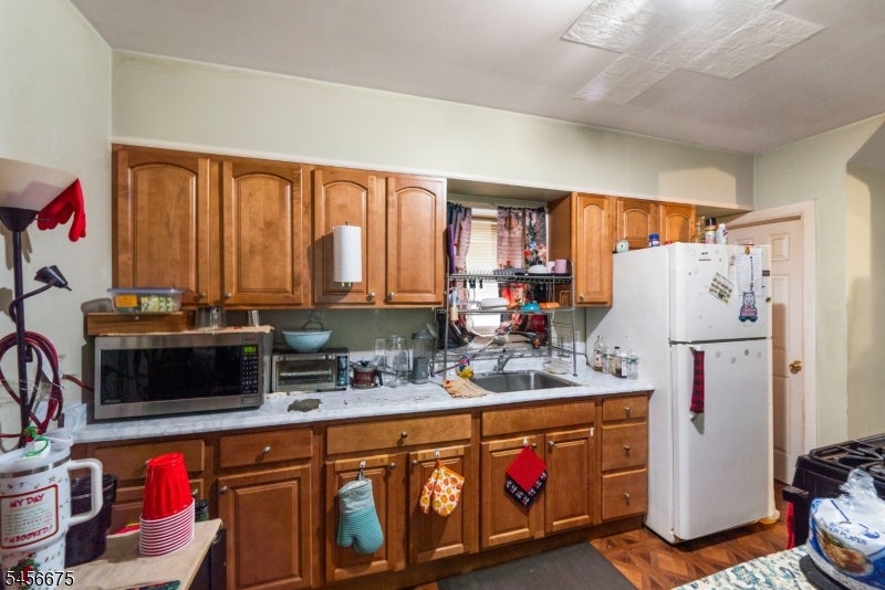 1251 Columbia Ave