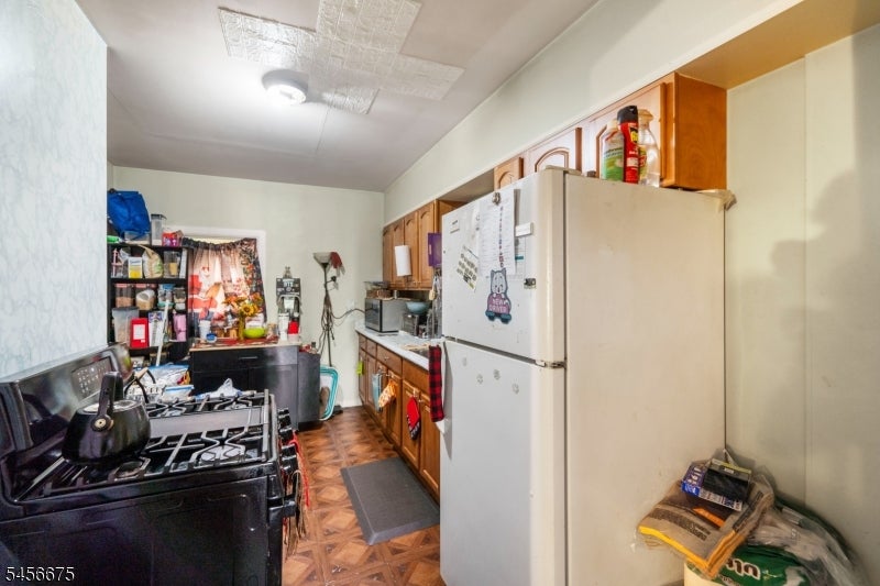 1251 Columbia Ave