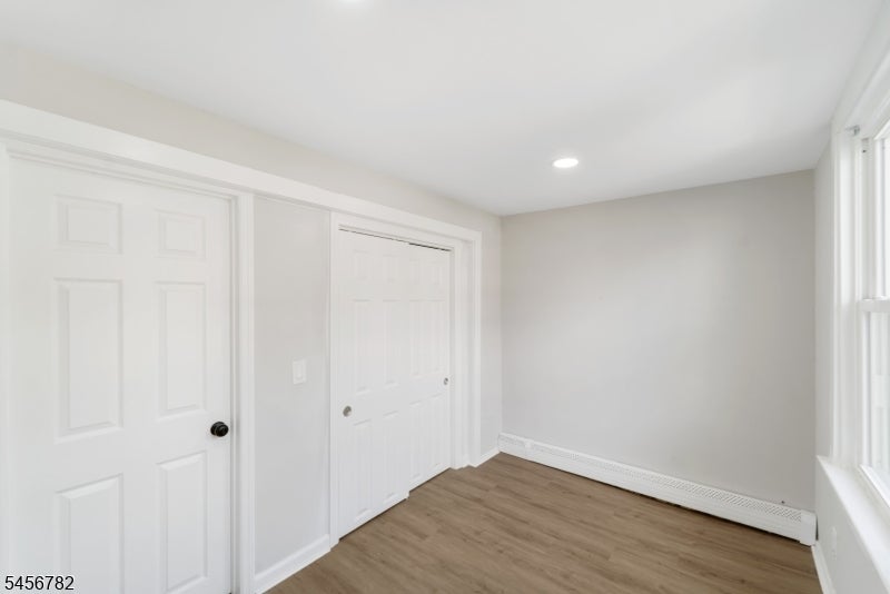 420 John St