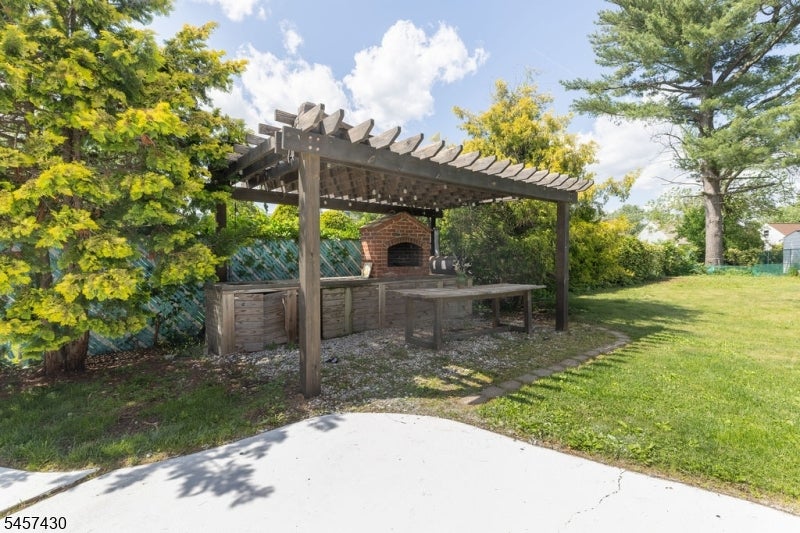 19 Jonquil Cir
