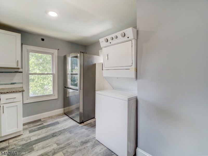 216 Prescott Pl 2