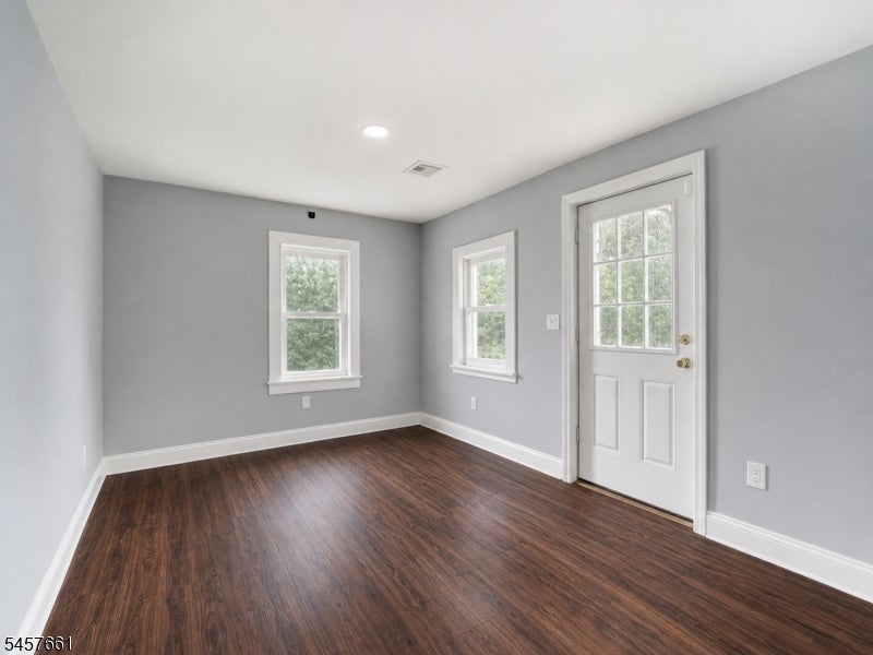 216 Prescott Pl 2