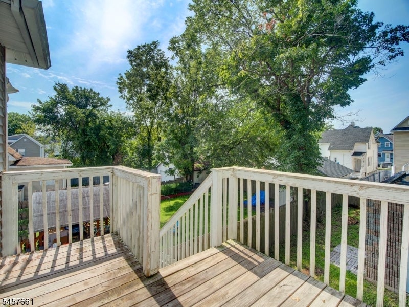 216 Prescott Pl 2