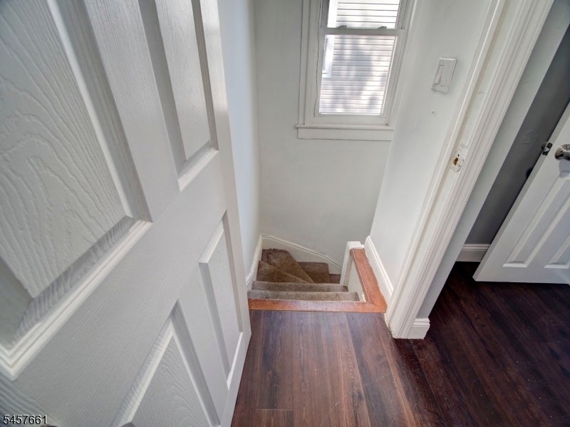 216 Prescott Pl 2