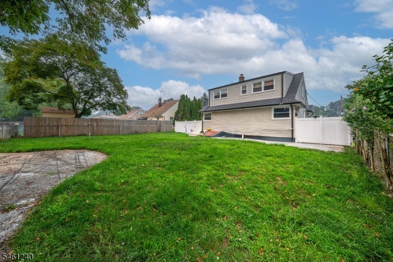 156 Baker Ave
