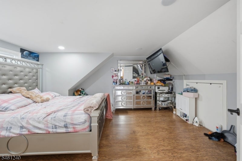 156 Baker Ave