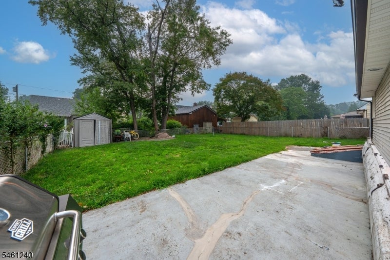 156 Baker Ave