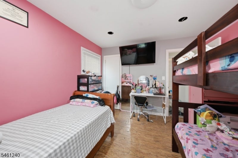156 Baker Ave
