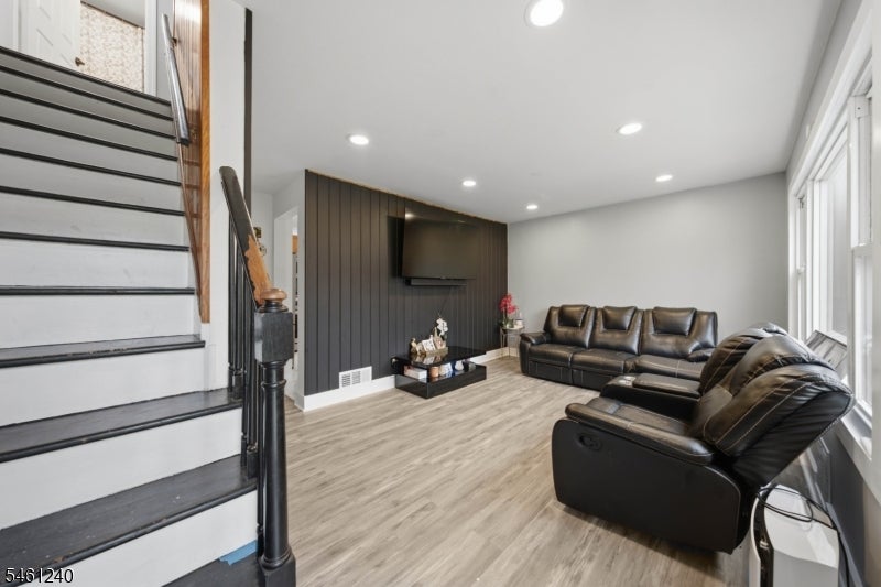 156 Baker Ave