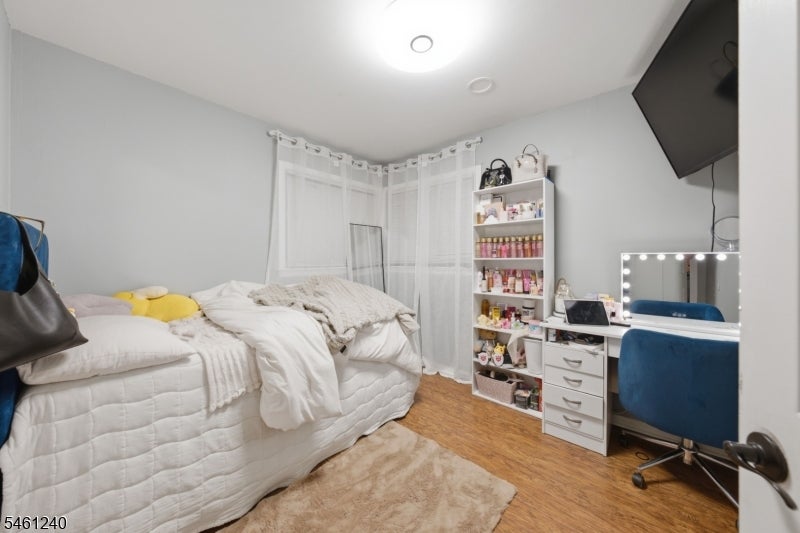 156 Baker Ave
