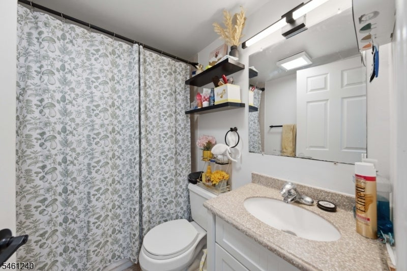 156 Baker Ave