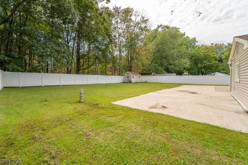 80 Stillwell Rd