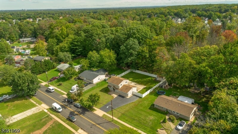80 Stillwell Rd