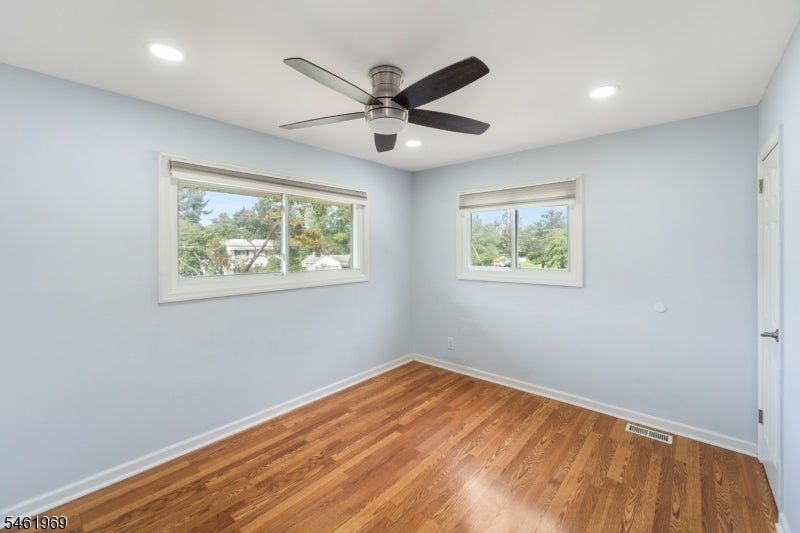 80 Stillwell Rd