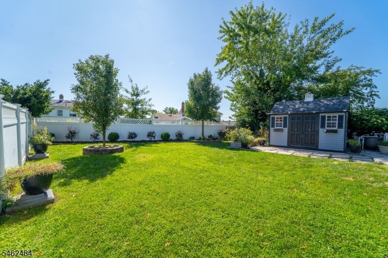 5 Sumutka Ct
