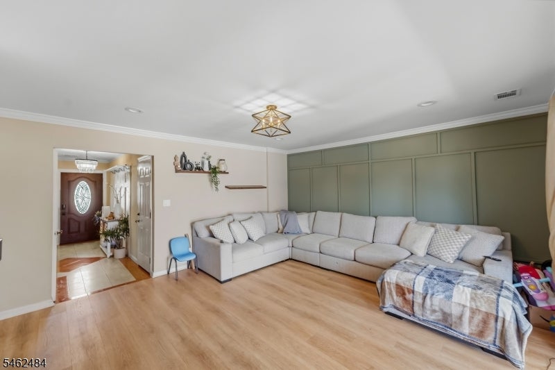 5 Sumutka Ct