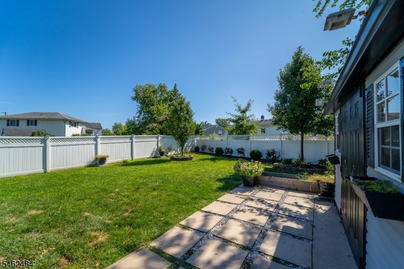 5 Sumutka Ct