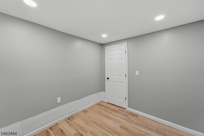 5 Sumutka Ct