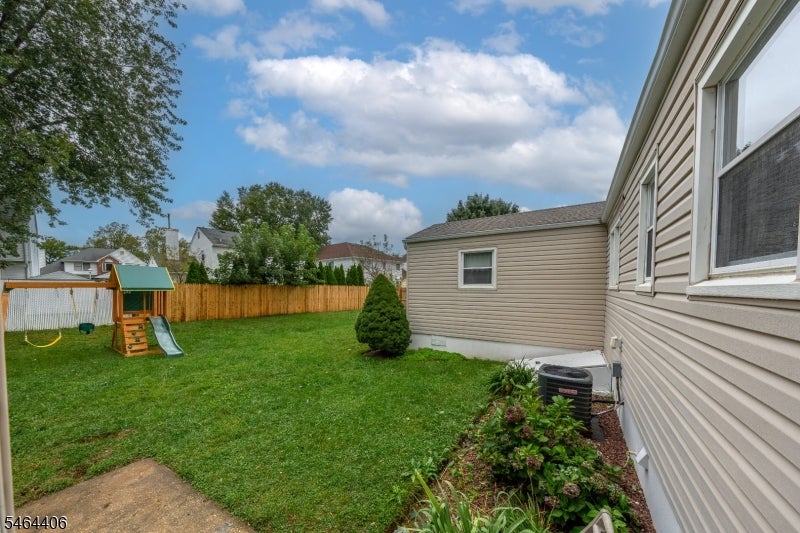 25 Lawrence Pl