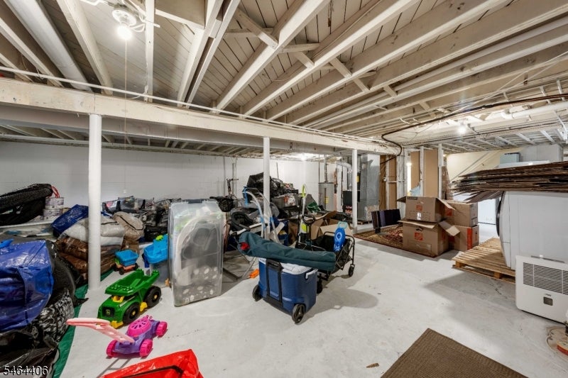 25 Lawrence Pl