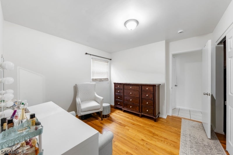 25 Lawrence Pl