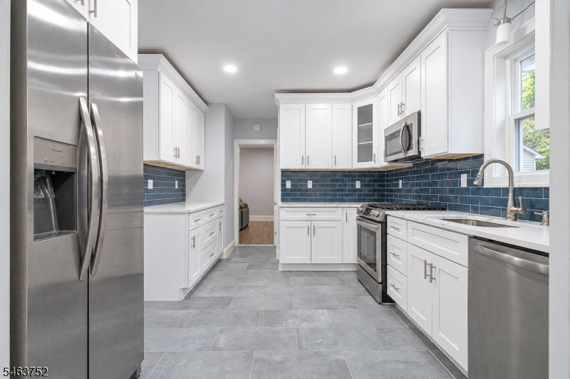 419 Locust St
