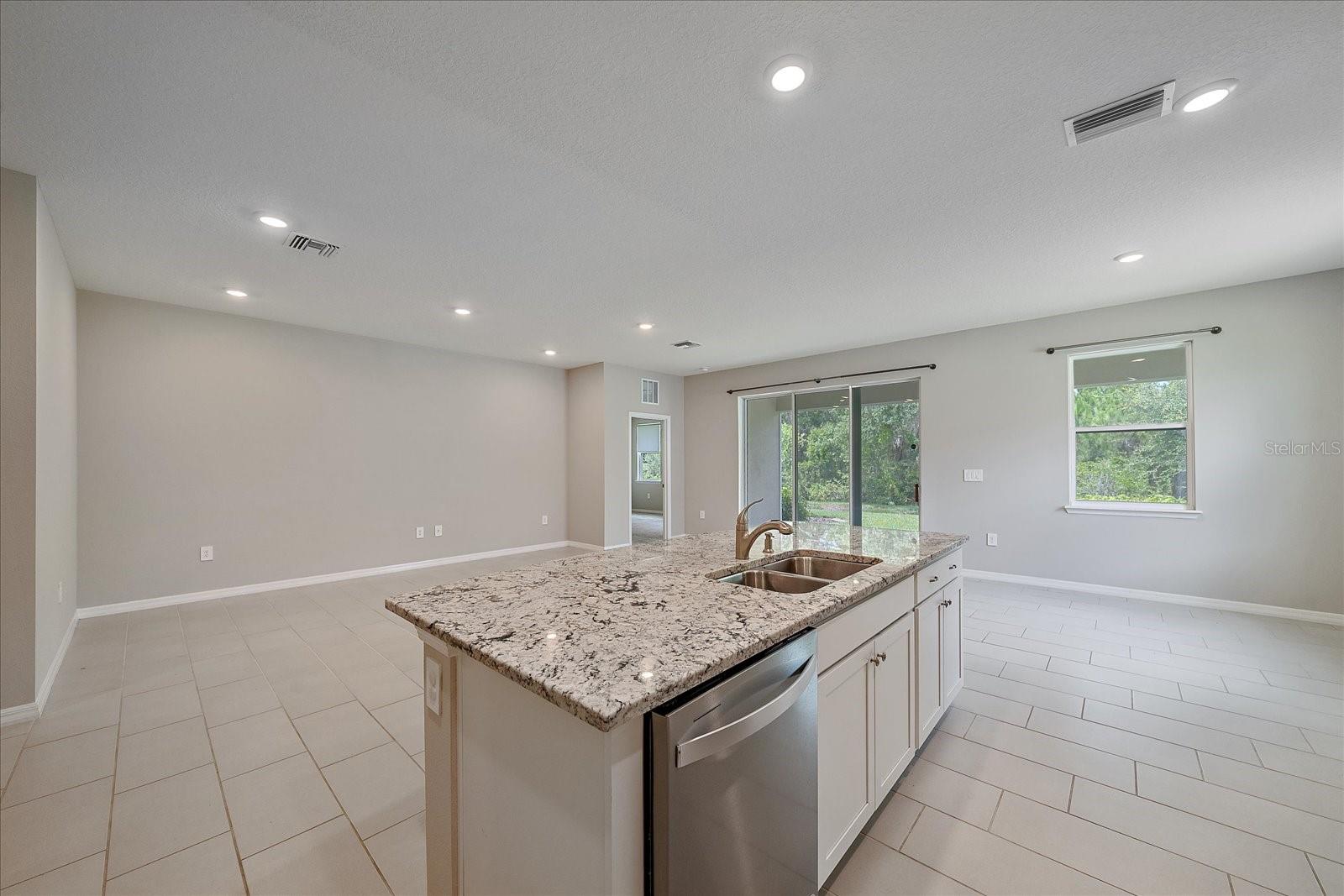2168 MIDNIGHT PEARL DR