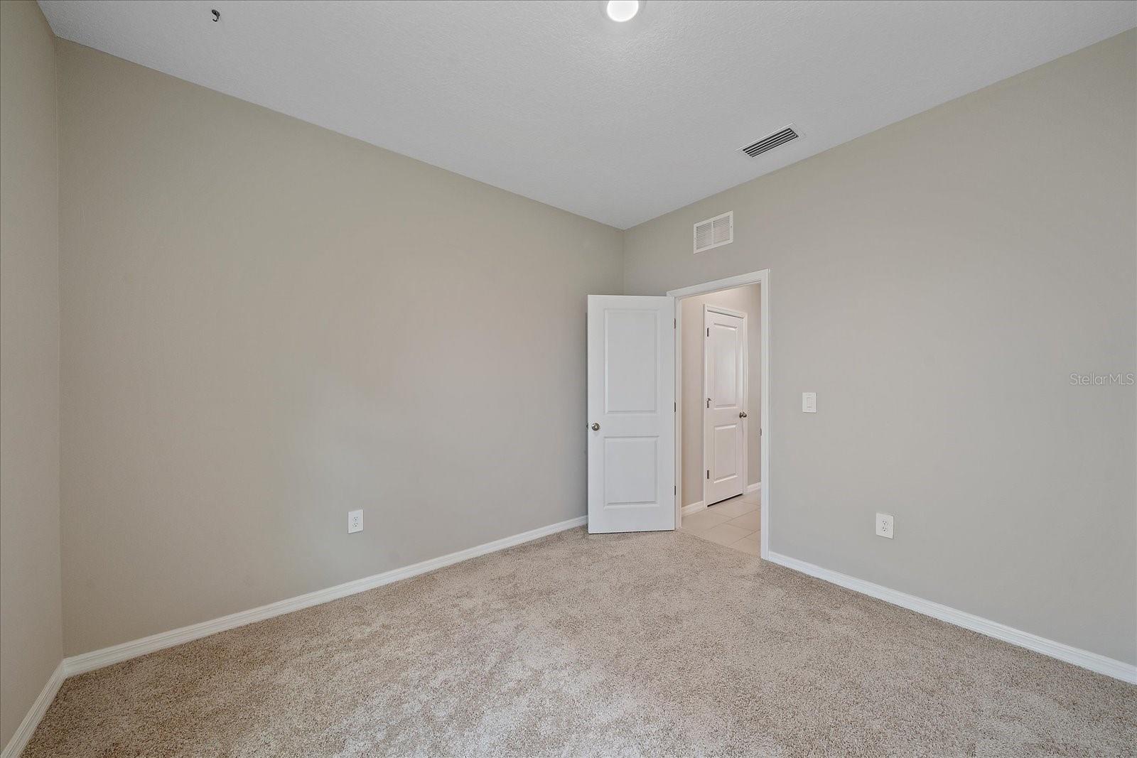 2168 MIDNIGHT PEARL DR