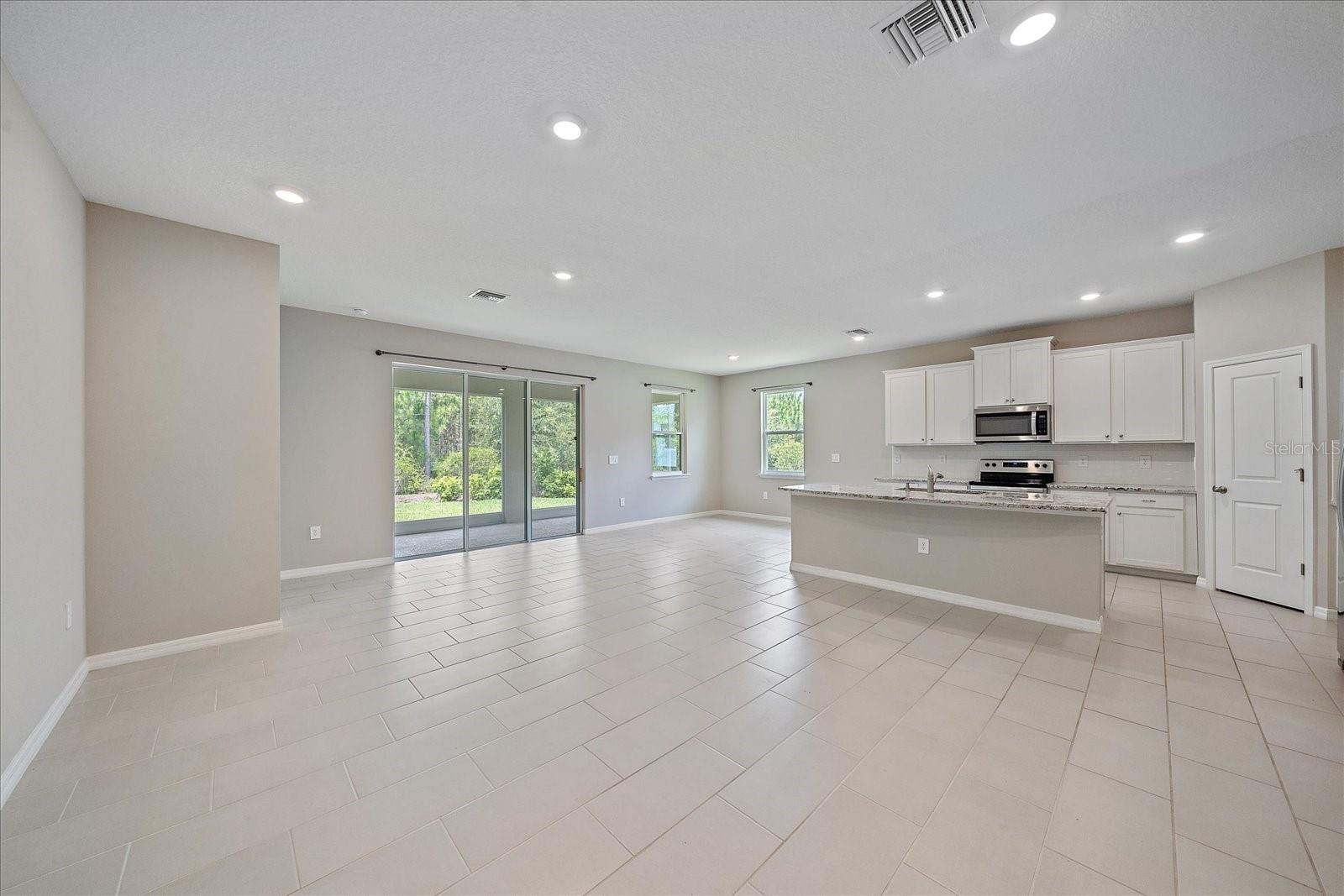 2168 MIDNIGHT PEARL DR