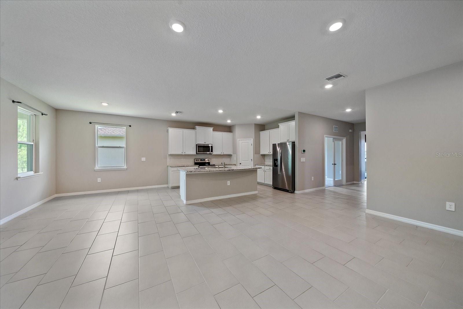 2168 MIDNIGHT PEARL DR