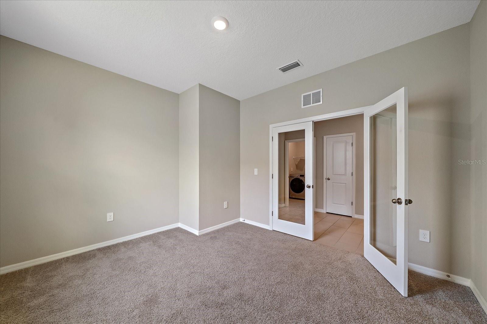 2168 MIDNIGHT PEARL DR