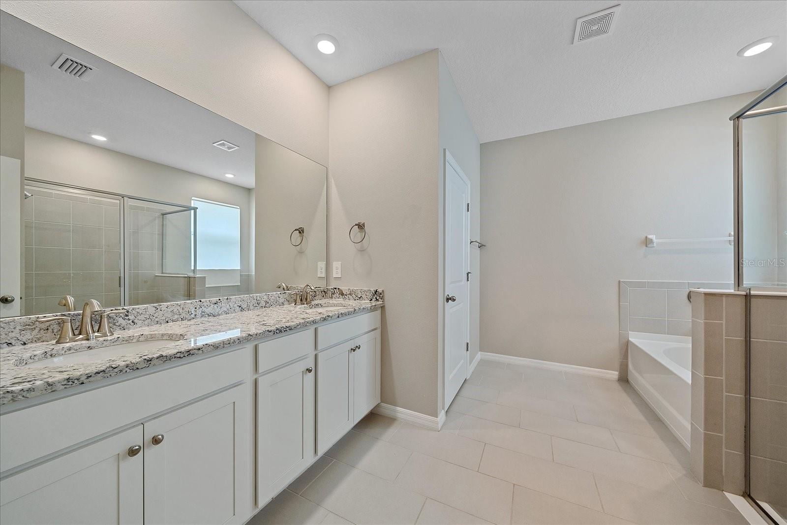 2168 MIDNIGHT PEARL DR