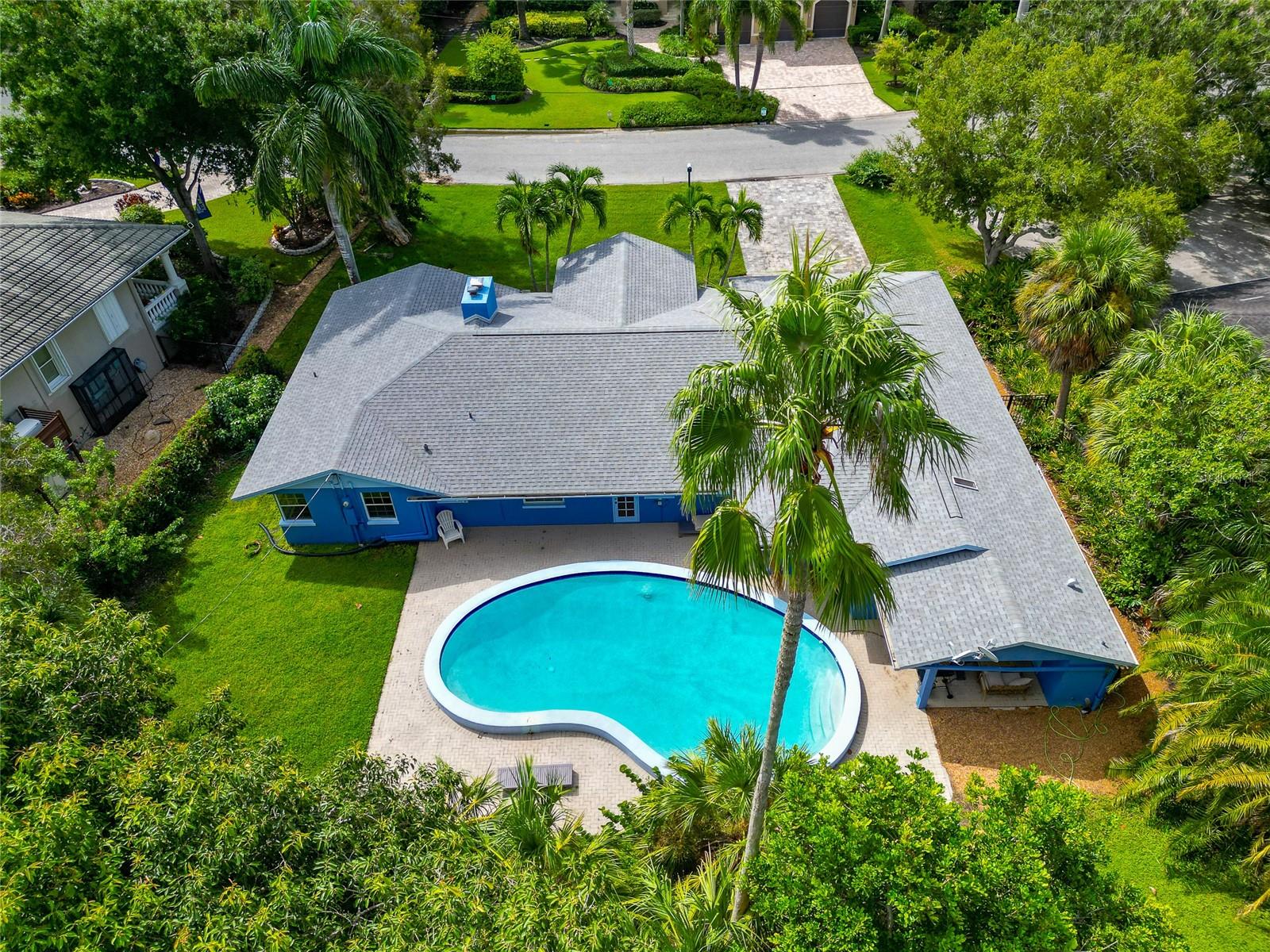 1389 HARBOR DR