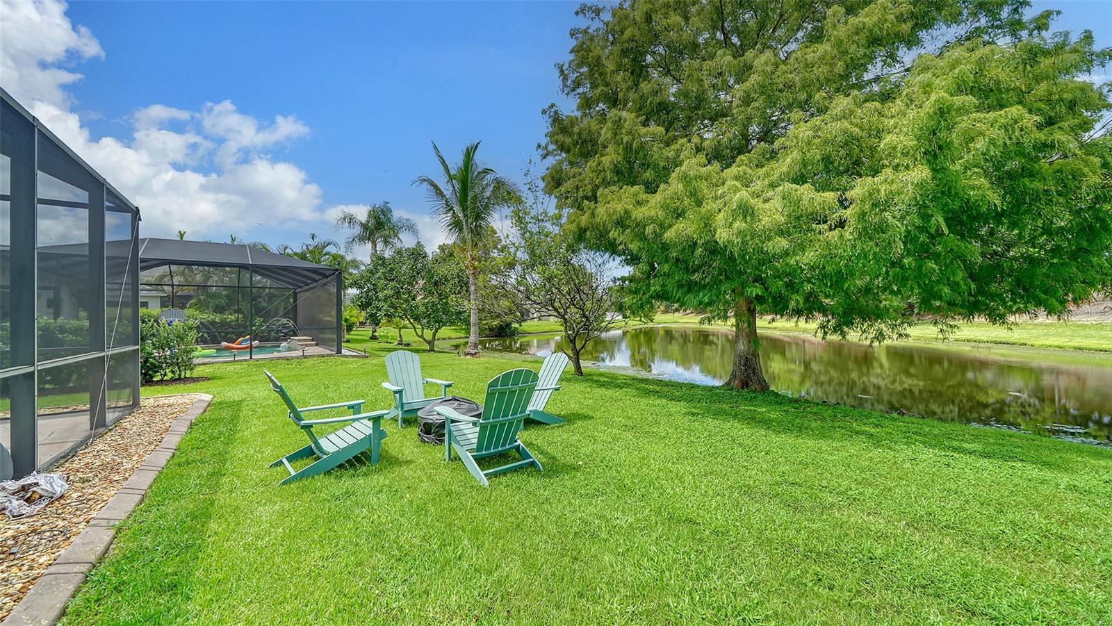 6122 BLUE RUNNER CT