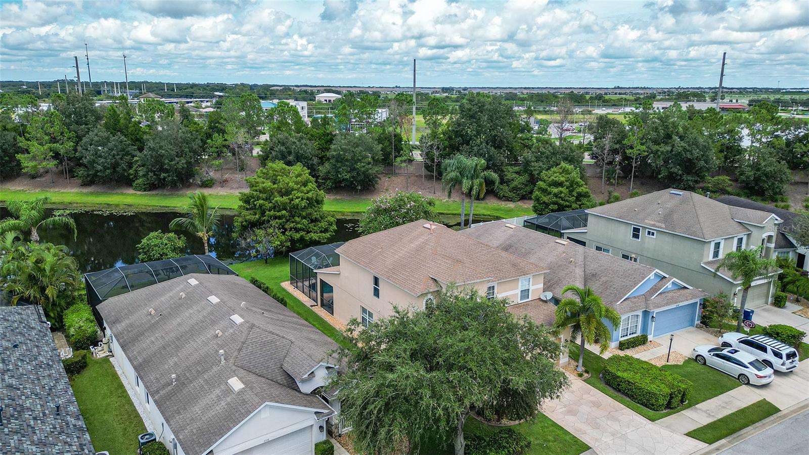 6122 BLUE RUNNER CT