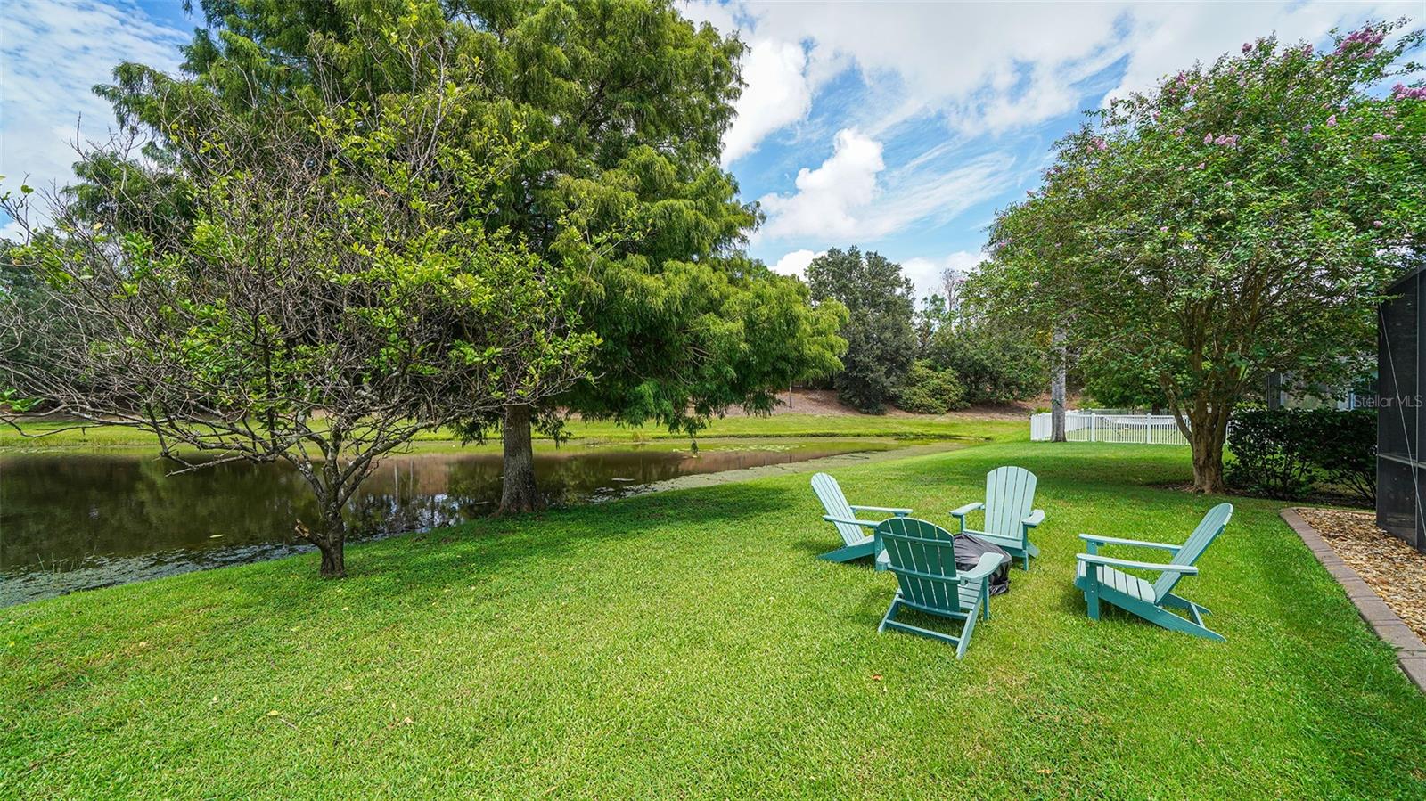 6122 BLUE RUNNER CT