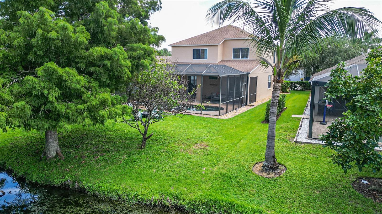 6122 BLUE RUNNER CT