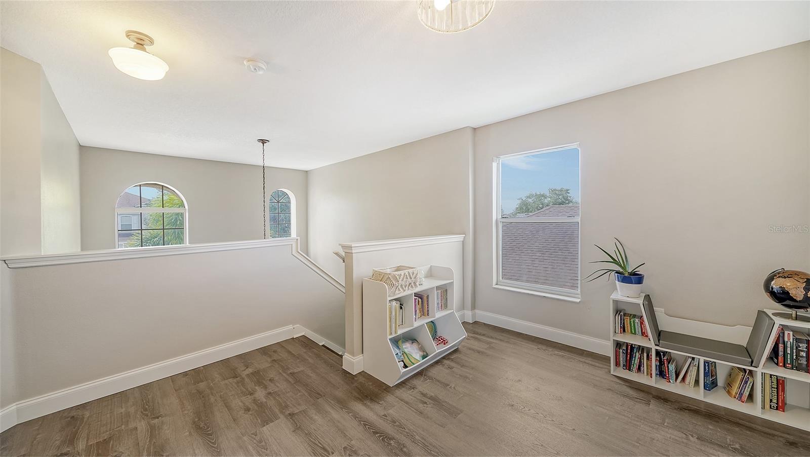 6122 BLUE RUNNER CT
