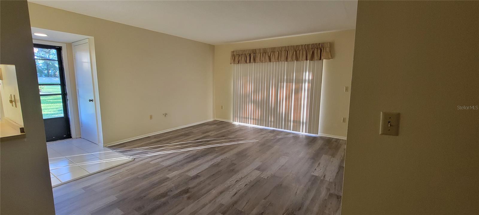 5727 GARDENS DR #5727