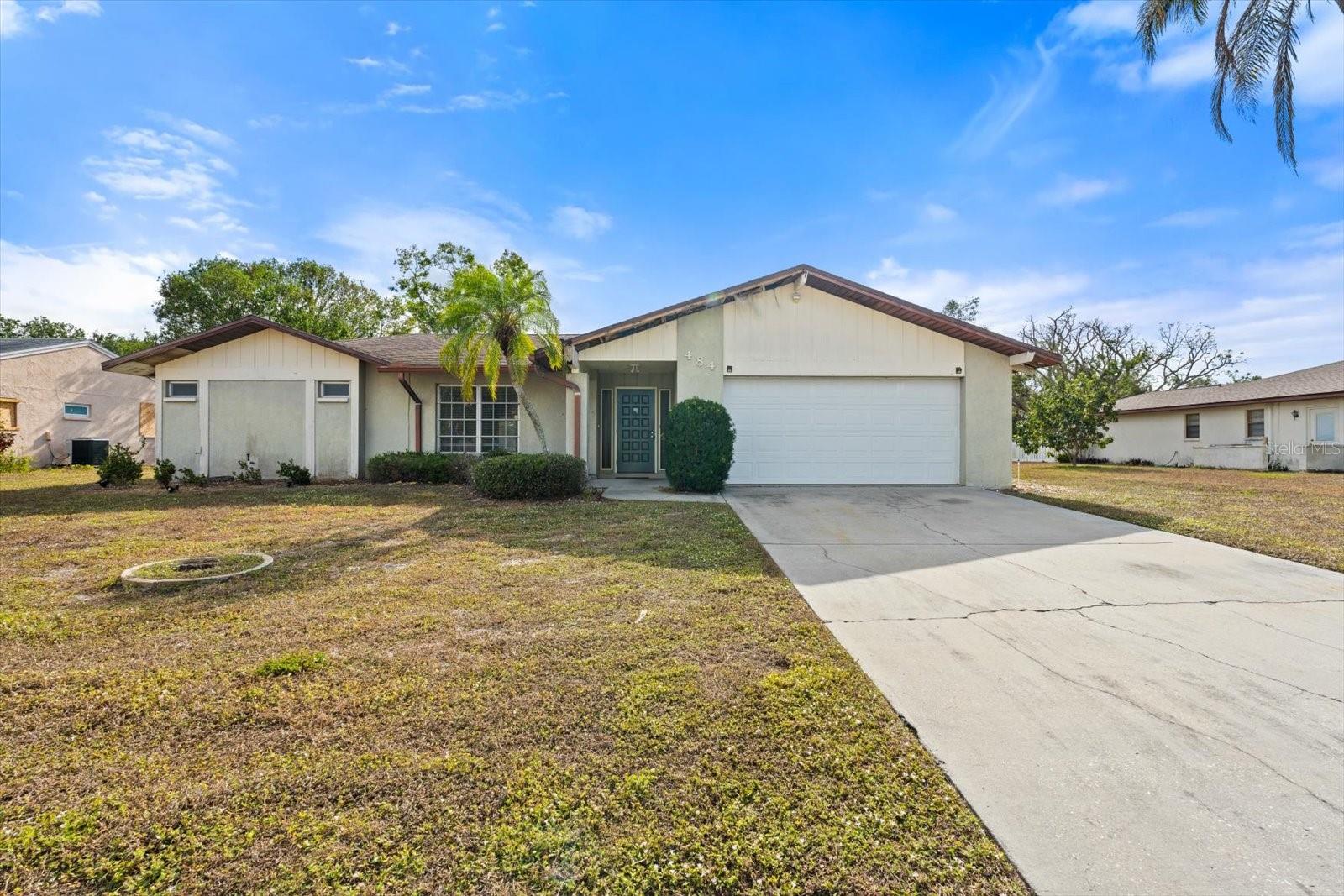 484 SATURN AVE