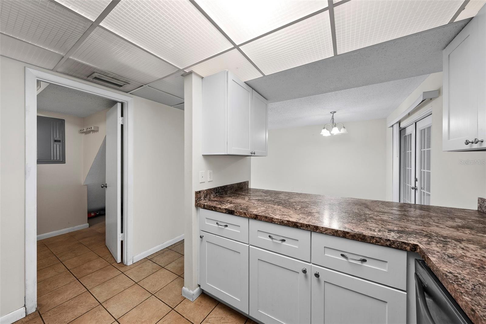 4001 BENEVA RD #304