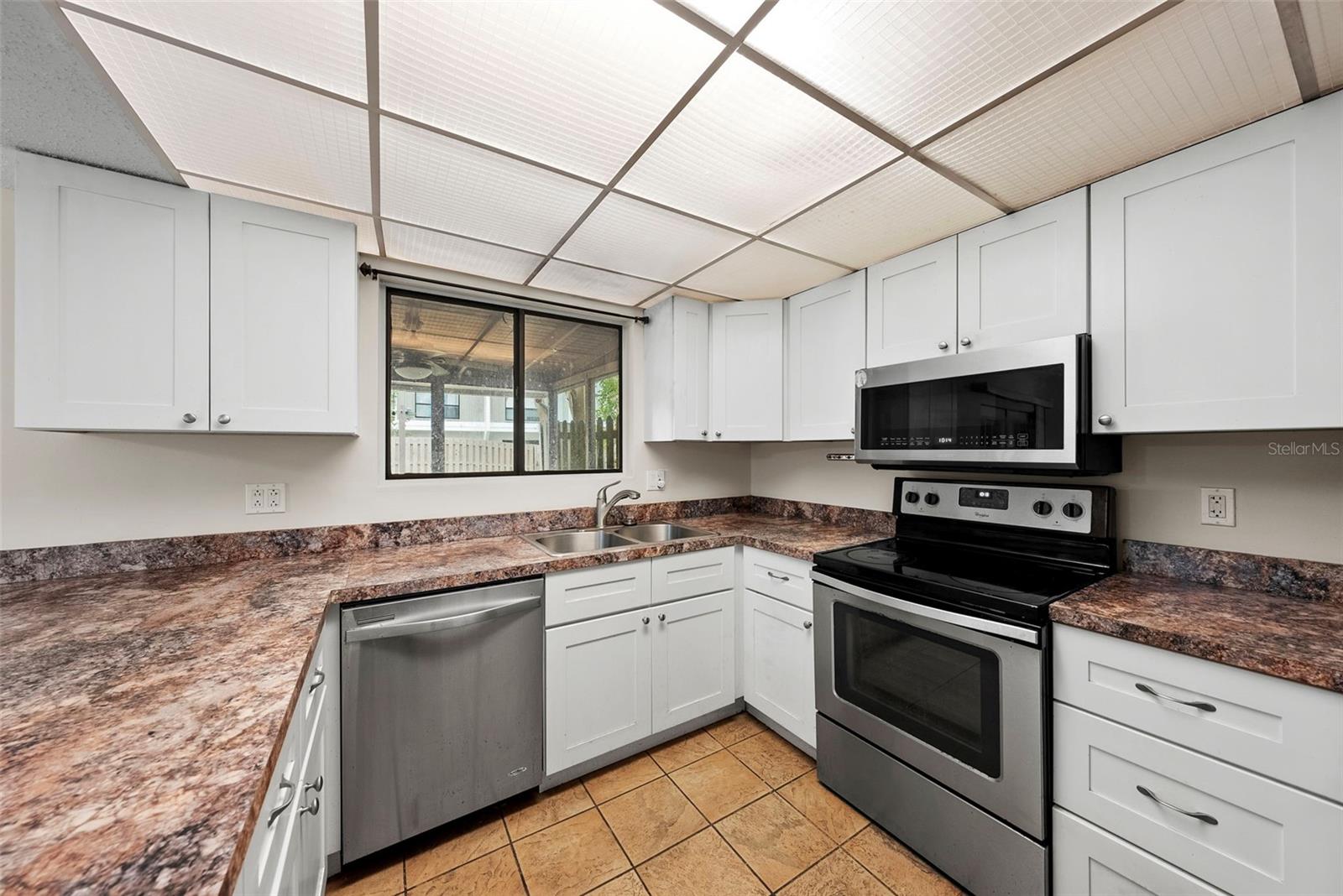 4001 BENEVA RD #304
