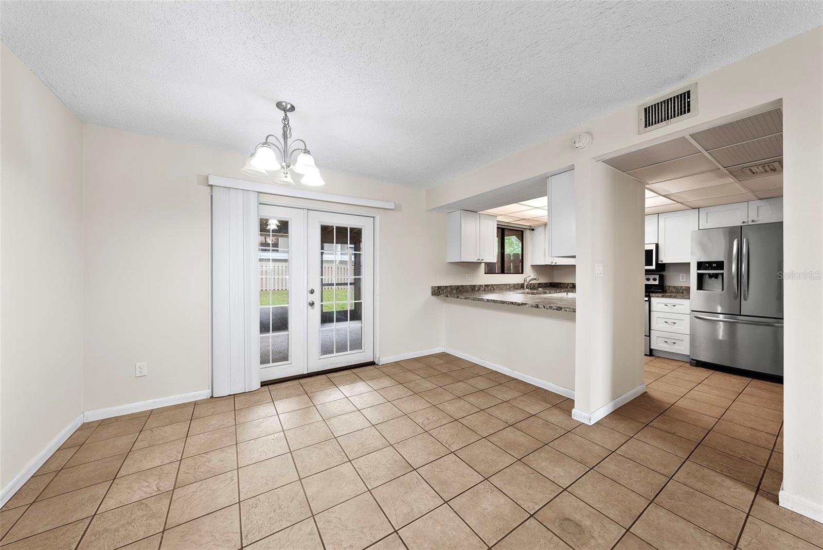 4001 BENEVA RD #304