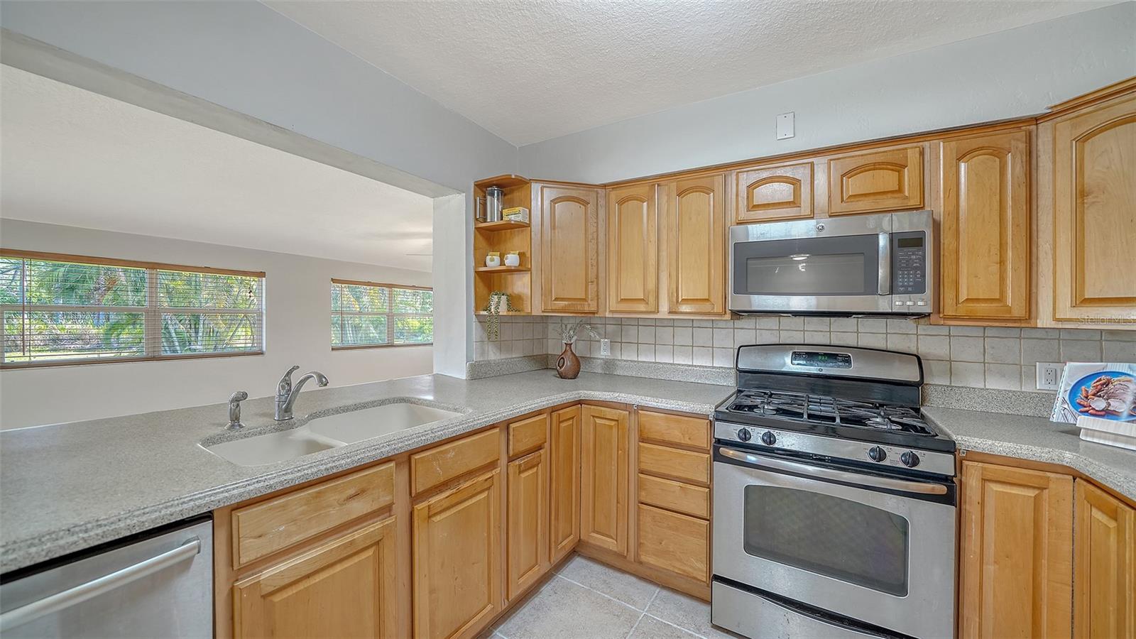 80 LILES ST